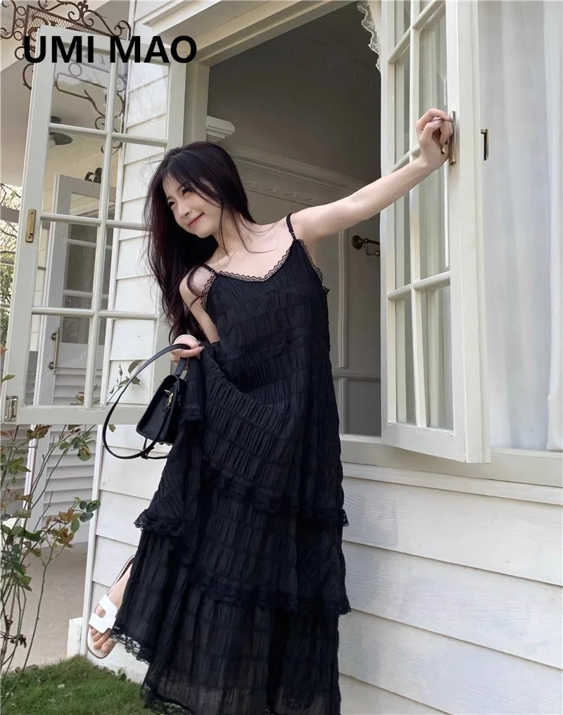 UMI MAO Black Dress Elegant Women Summer Soft Flowing Hem Cloud Oversized Cake Skirt French Square Neck Slimming Dress Femme