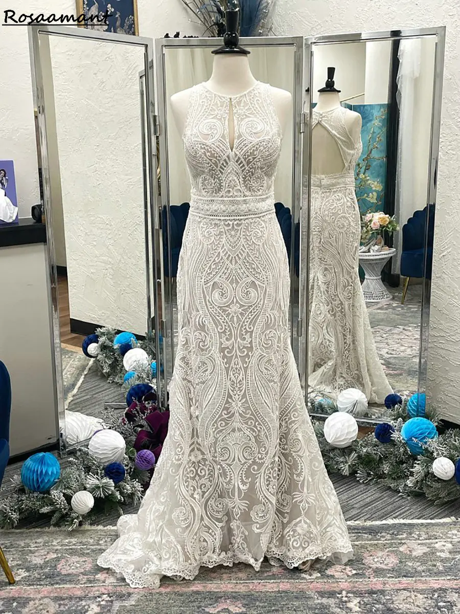

Bohemian Halter Sleeveless Mermaid Wedding Dresses Open Back Appliques Lace Country Bridal Gowns