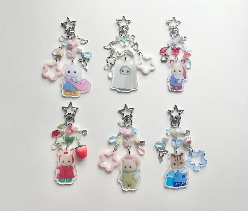 Llaveros de Calico Critters akw.*