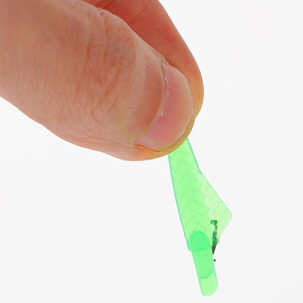 

100 Pcs Needle Threader Convenient Tool for Cross Stitch Abs Sewing Accessories DIY Beading Embroidery Crafting