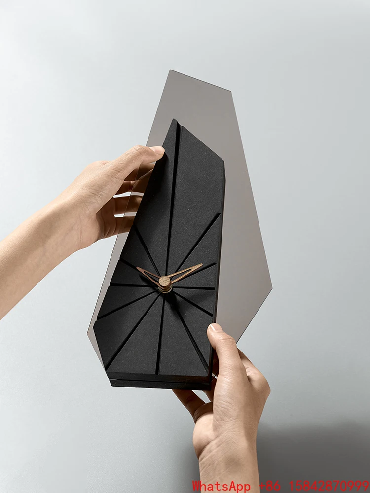 horloge-d'ambiance-haut-de-gamme-de-luxe-lumiere-nordique-pour-la-maison-ornement-de-bureau