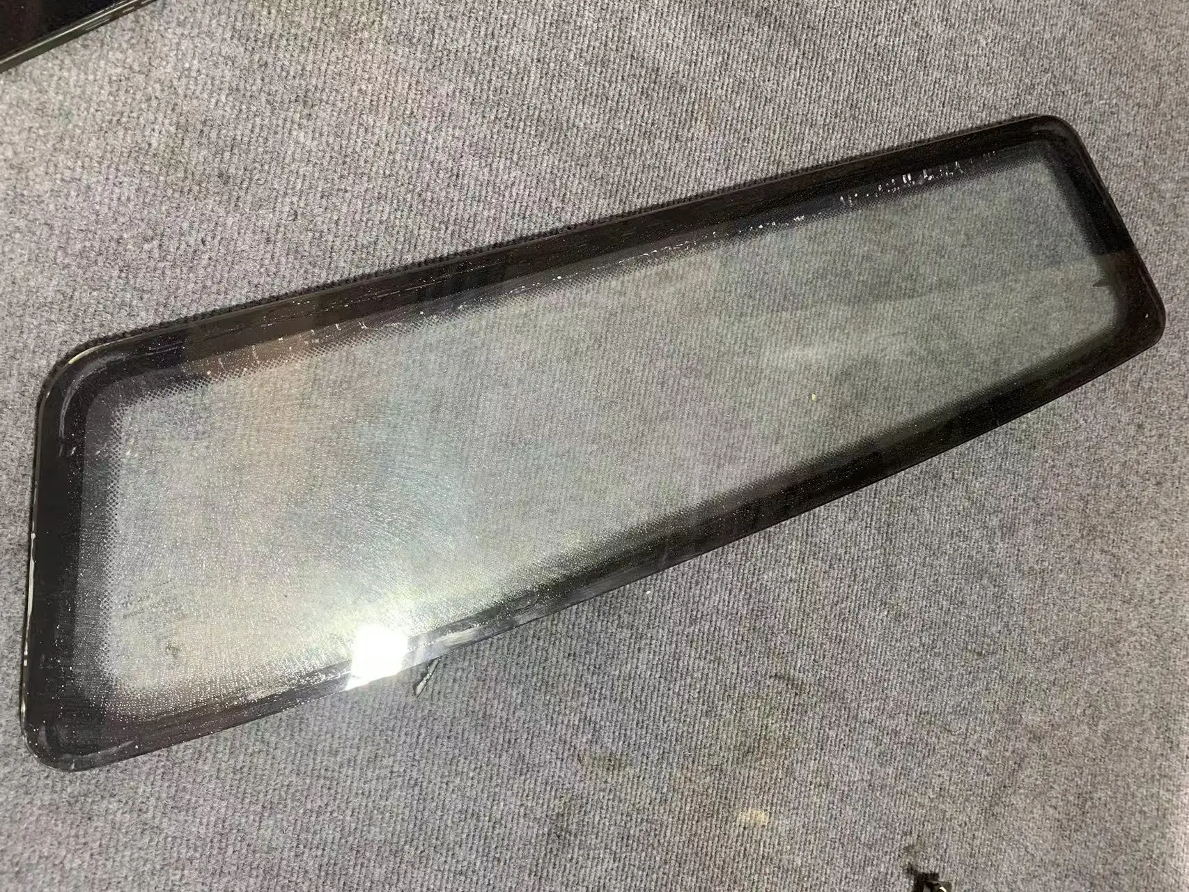 ORIGINAL USED AUTO PART 360 430  REAR SCREEN GLASS OEM 69734700