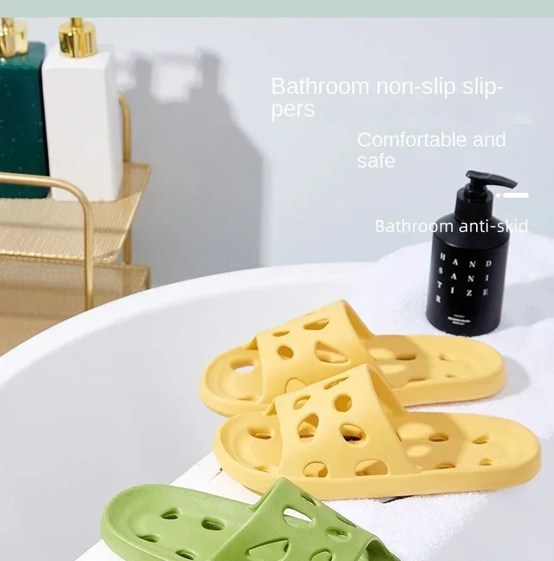 Pantuflas de baño para mujer, sandalias de verano con diseño de queso, zapatos de EVA para hombre, chanclas suaves antideslizantes, pantuflas de interior para parejas