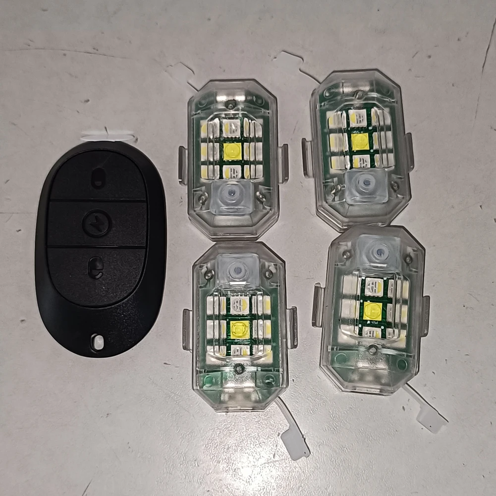 

4Pcs Wireless Remote Control Strobe Light LED Warning 7 Colors Aircraft Car Motorcycle Bicycle RC Drone Flash Indicator Lamp