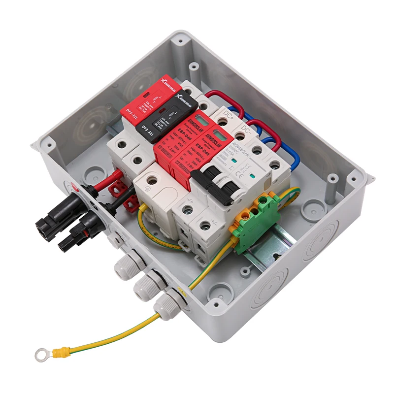 Scatola combinatore fotovoltaico solare con protezione contro i fulmini 1-input -1 out DC 600V fusibile IP65 MCB SPD scatola impermeabile a 1 stringa