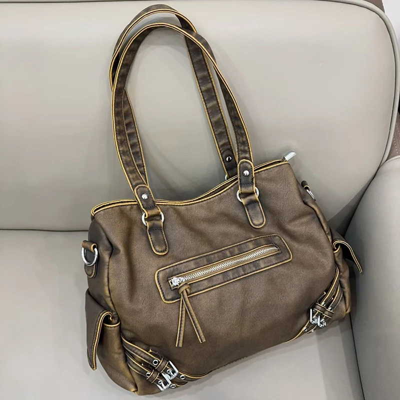 

Korean Large Capacity Shoulder Bag Zippered Multi-pocket Crossbody Bag Women's Retro Motorcycle Bag Stylish Commuter Handbag