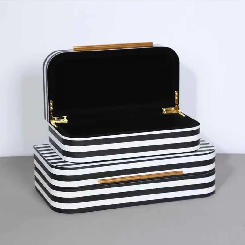 Black and White Striped Leather Jewelry Storage Box Woman Ring Bracelet Earring Organizer Display Boxes Jewelry Packaging Case