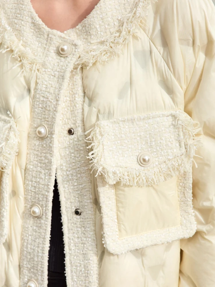 AMII минималистичный пуховик для женщин, маленькая твидовая куртка с ароматом, новинка зимы 2024, новинка 202, с круглым вырезом и жемчужной пряжкой 12344059