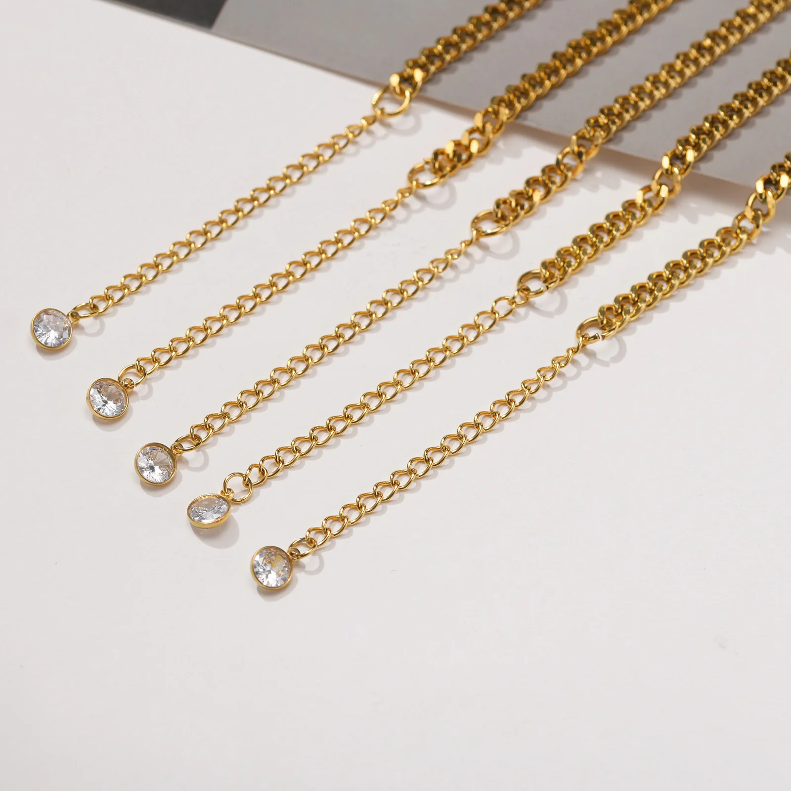 Tobillera con el alfabeto para - Jc Jewelry & Watches Reviews reseña y precio