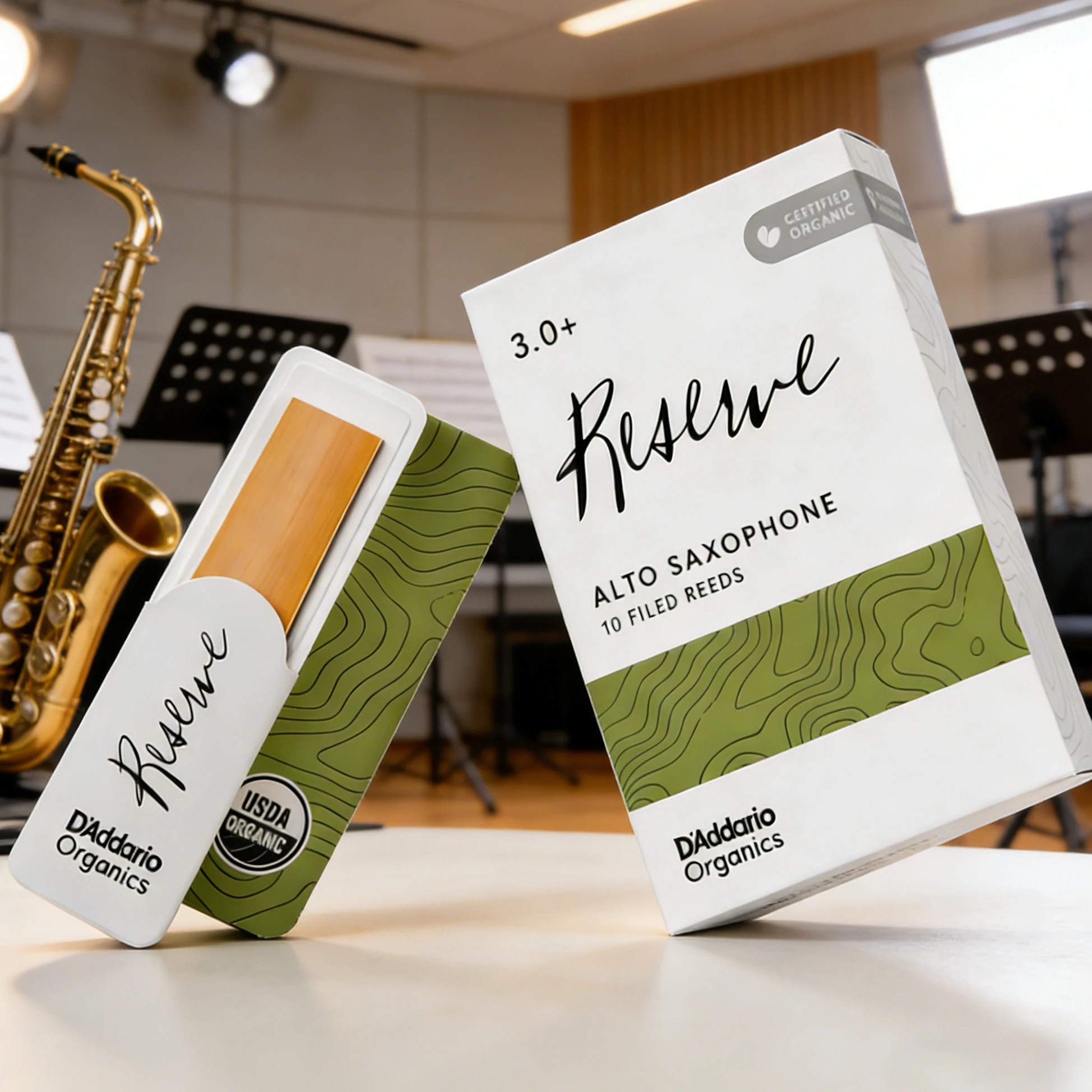 

Трости для альт-саксофона USA D'Addario RICO Eb профессионального уровня, классические трости для сопрано-тенор-саксофонов Bb с возможностью ручной настройки.