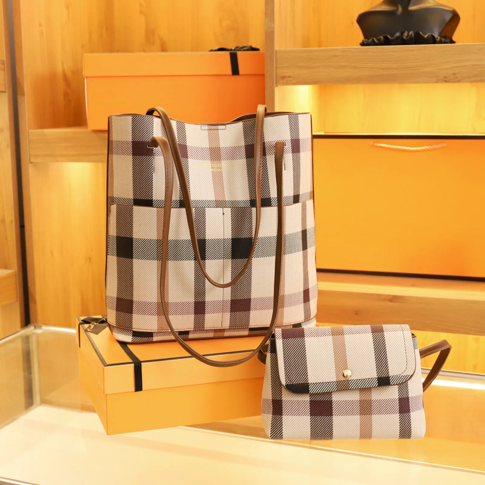 

2025 New Women's Large Capacity Checkered Tote Bag, Fashion Adjustable Crossbody Purse, Versatile for Work & Daily Commute