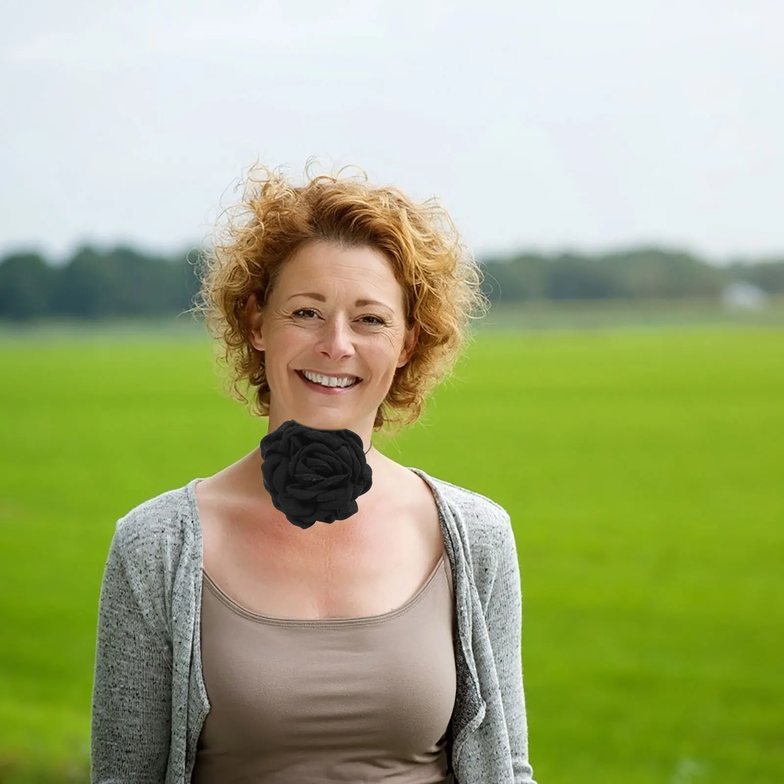 

4 Pcs Big Flower Necklace Choker Necklaces for Female Girlfriend Chain Woman Miss