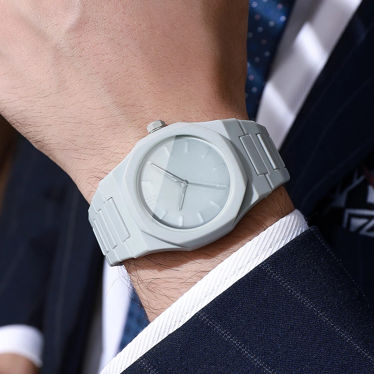 5Pcs Men's Gift Watch Fashion Simple Scale Dial Handsome Classic Versatile Casual Trend Quartz Watch( Box Not Included)