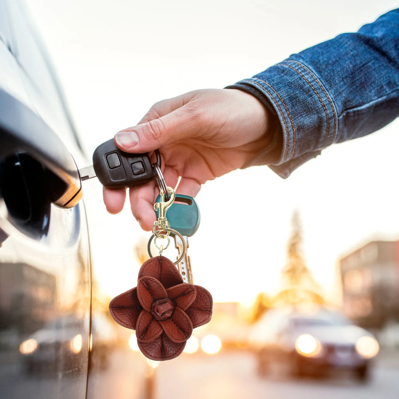 

Flower Keychain for Car Keys Stylish Floral Keyring Bag Charm Handbag Backpack Pendant Cute Keychain Women Beautiful Flower