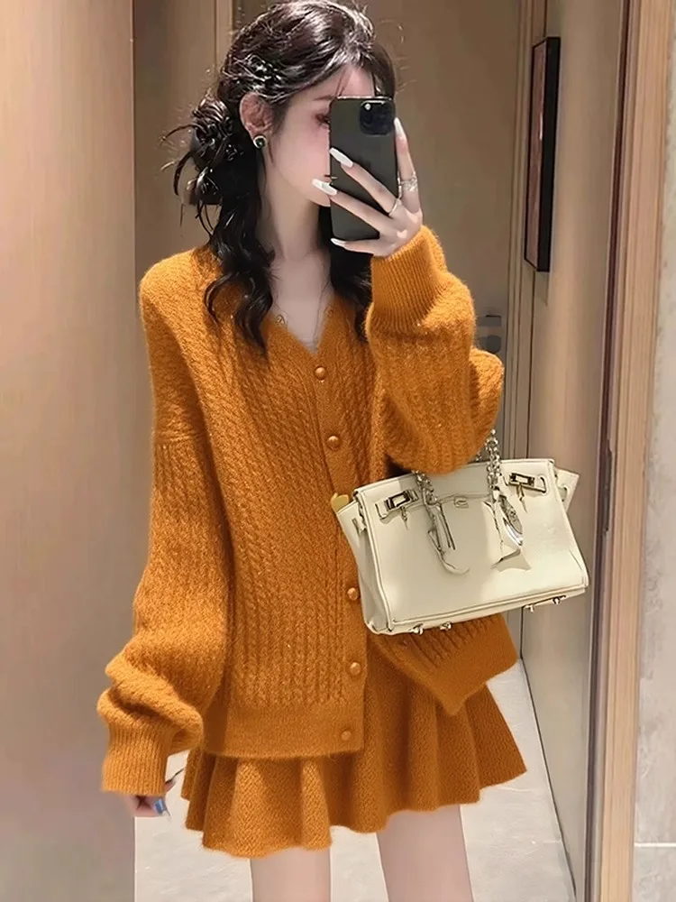 السيدات V-Ne محبوك سترة وتنورة ort قطعتين مجموعة عادية Sle الترفيه Faion التخسيس الألوان المتناقضة الخريف ث...