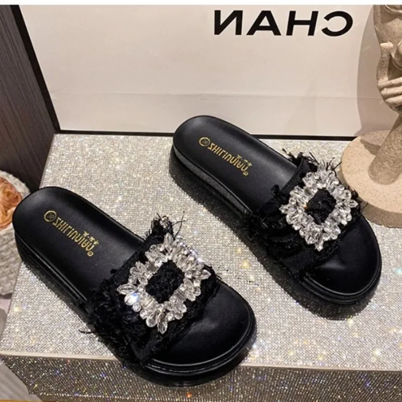 2024 Womens Summer New Style Shiny Rhinestone Designer Simple Solid Color Sandals Women Sexy Open Toe Party Dress Women Slippers