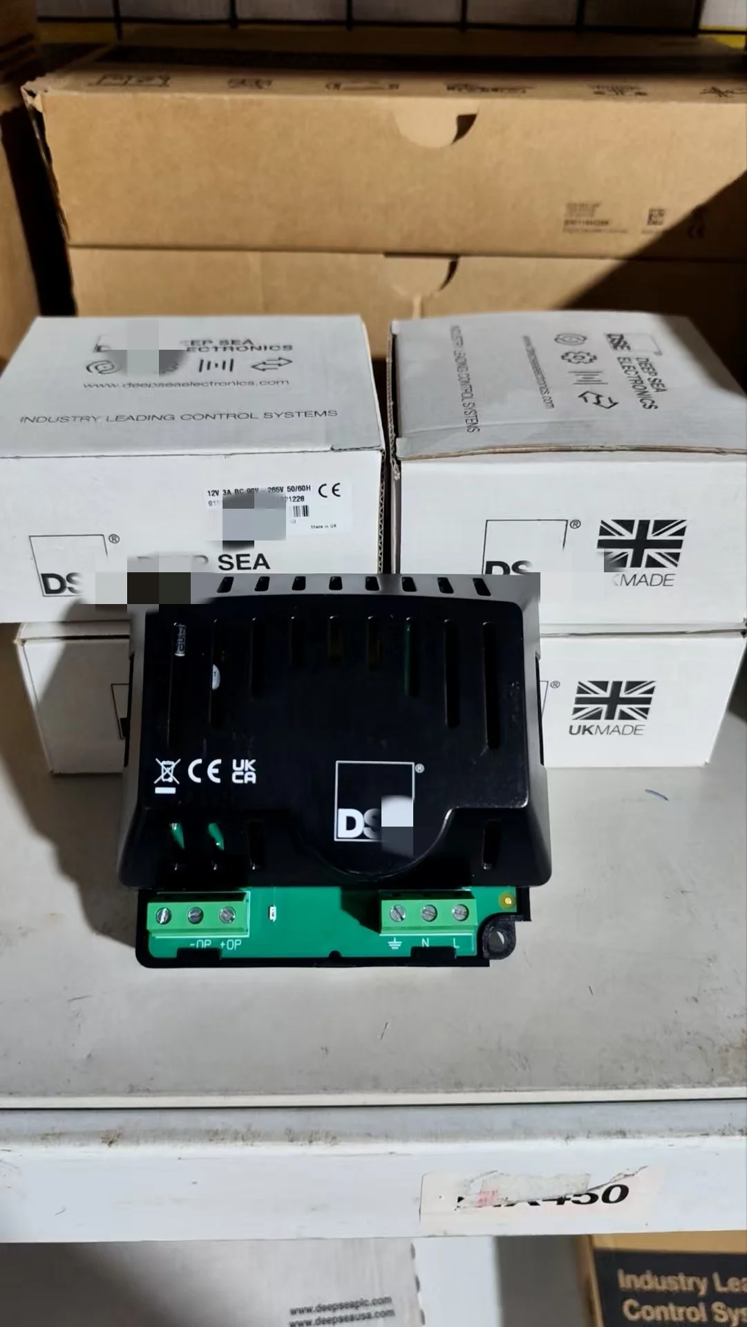 DSE9150 Compact Battery Charger 3 Amp 12 Volt，DSE9150 12V 3A Original