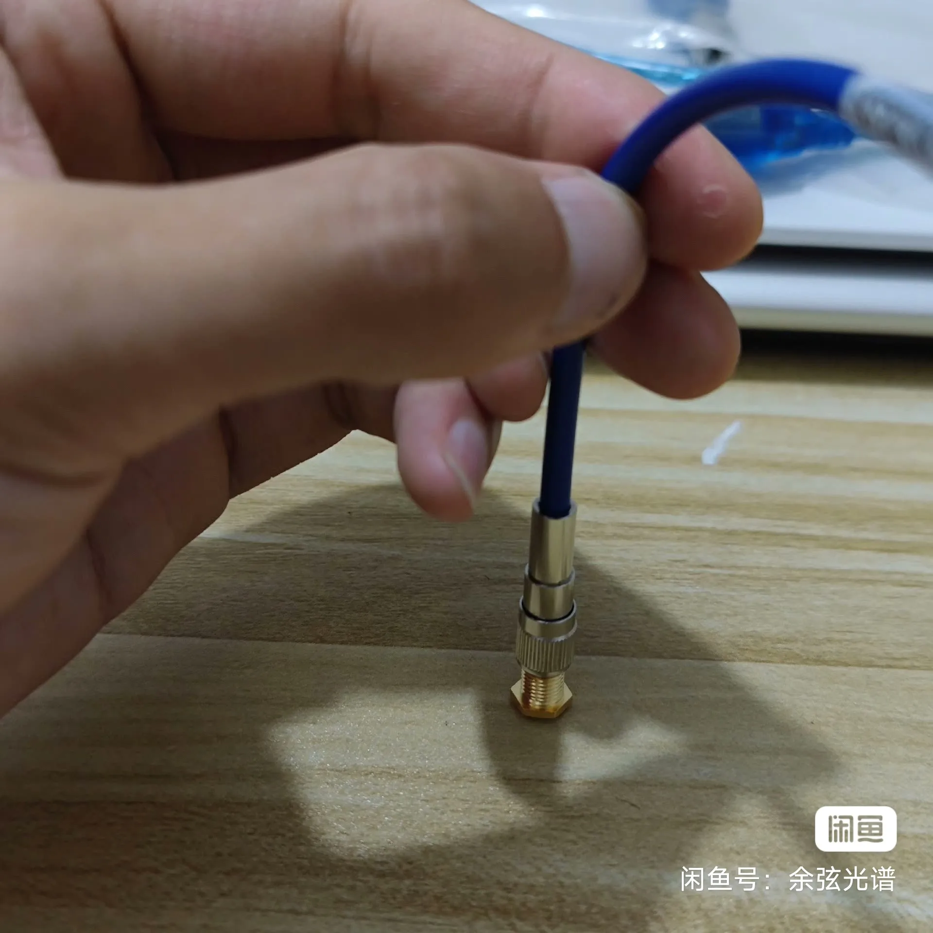 

Волоконно-оптический отражательный зонд Y-типа Интерфейс SMA905