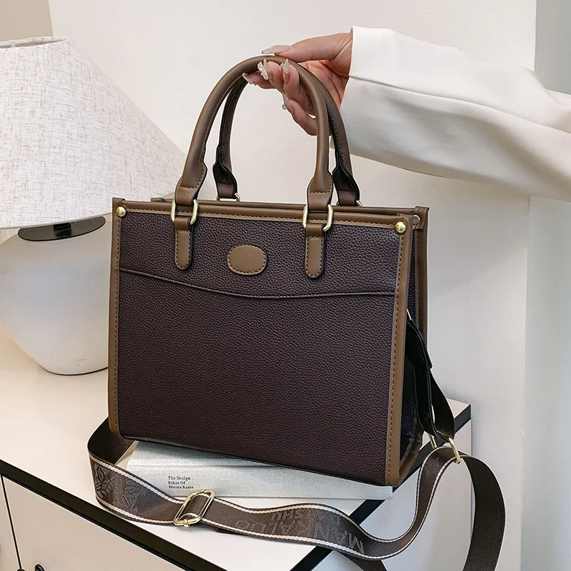 

2025 Luxe Crossbody Bag, Spacious Shoulder Purse for Women, Large Capacity Tote, Fashion Day-to-Night Bag, Versatile Sling Bag