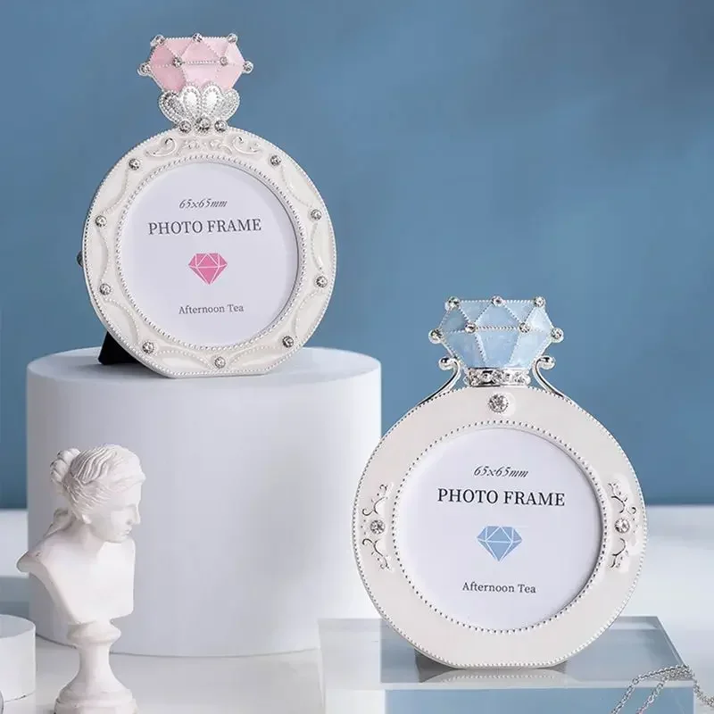 A Afternoon Tea Export Metal 3-inch Round Mini Frame Set with Diamond Blue Pink