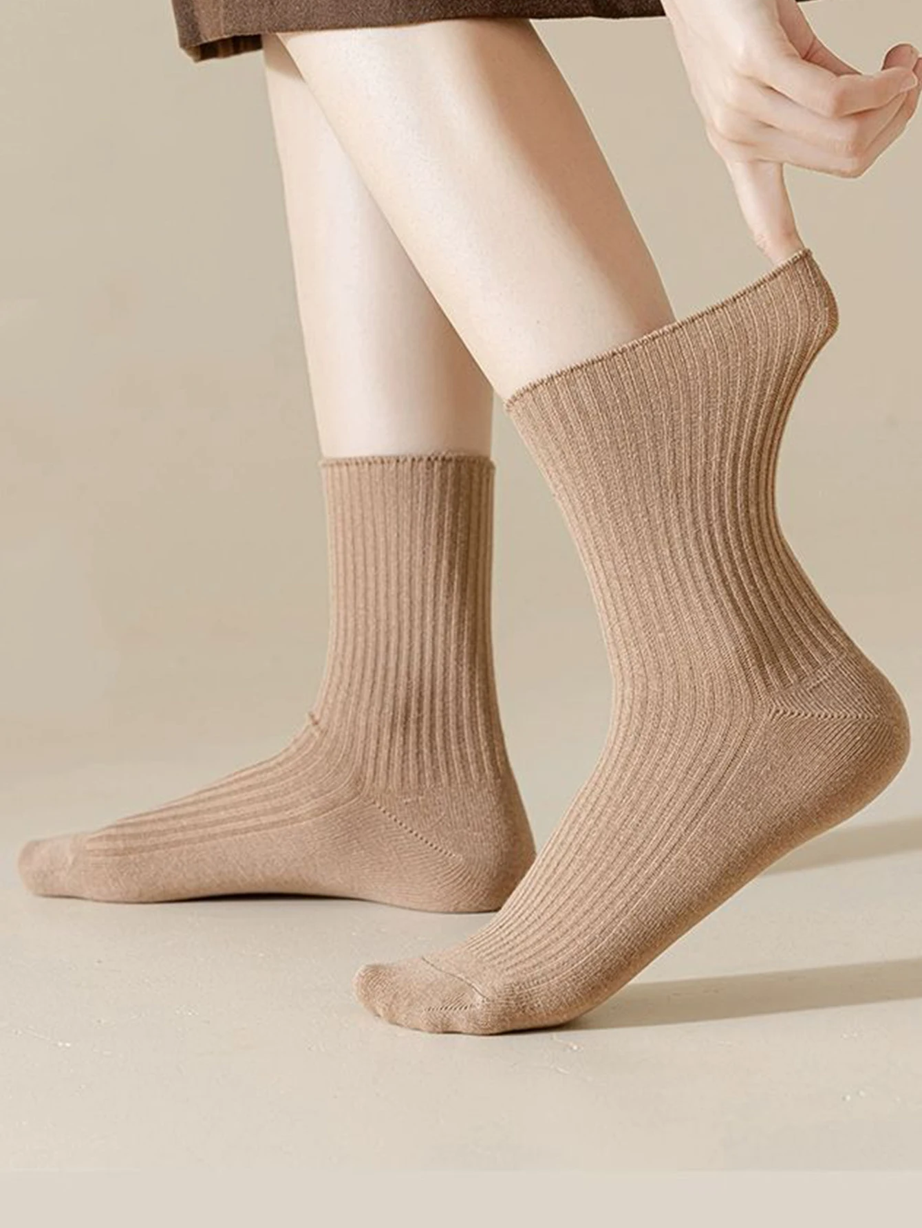 Conjunto de calcetines Rayas de color sólido Calcetines casuales para mujer Calcetines simples de longitud media para mujer