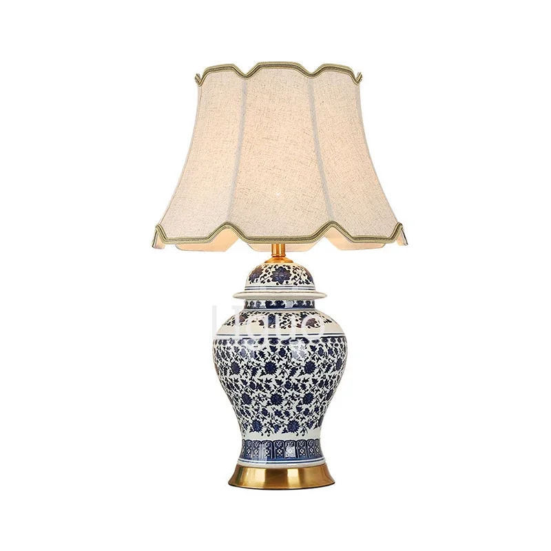 Hongcui Modern Ceramics Table Lamp LED Dimming Chinese Blue And White Porcelain Desk Light for Home Living Room Bedroom