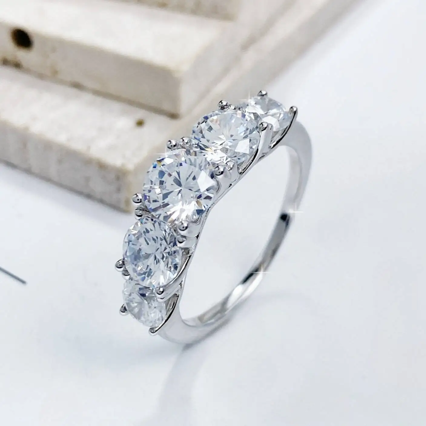 3.6CT جميع خواتم مويسانيتي للنساء 5 أحجار متألقة ضياء خاتم الزواج 100% مجوهرات من الفضة الاسترليني