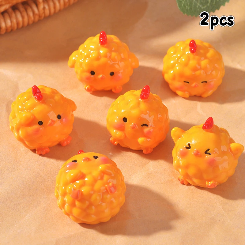 2Pcs Cute Mini Chicken Ornaments Cartoon Chicken Resin Doll Ornaments DIY Home Decoration Accessories Desktop Decoration Gifts