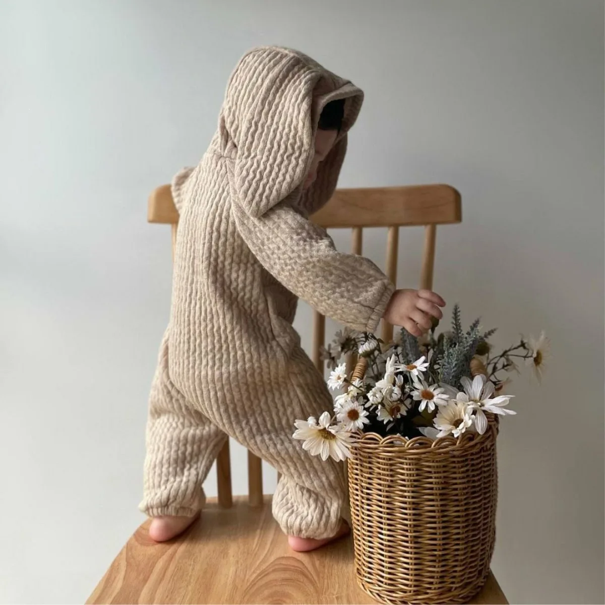 tutina-con-cappuccio-a-orecchie-di-coniglio-a-maniche-lunghe-per-neonati-casual-calda-e-spessa-per-l'autunno-2026-abbigliamento-carino-per-bambini-e-bambine