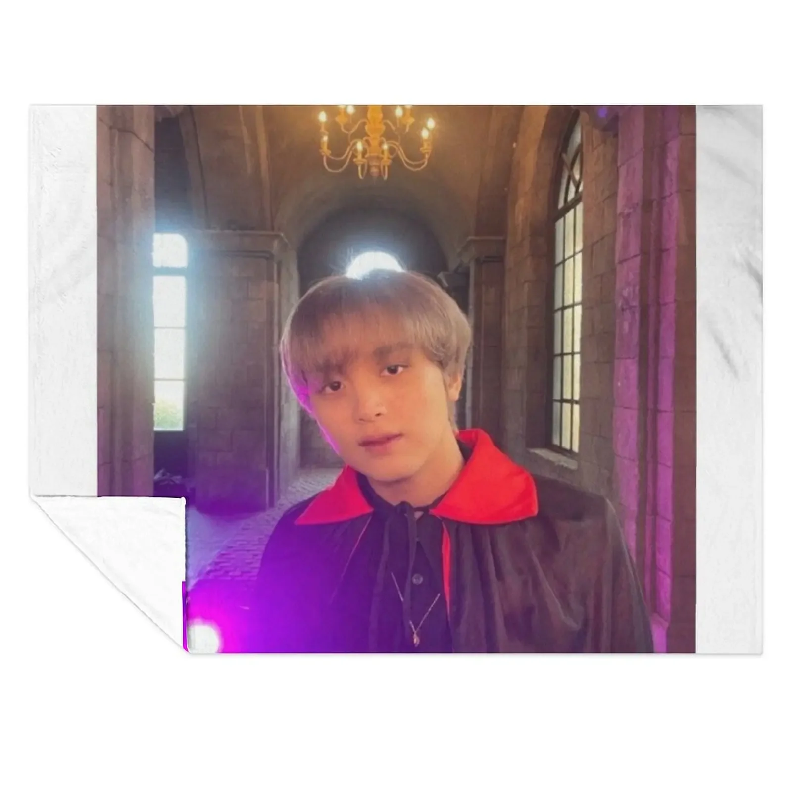 

vampire haechan Throw Blanket Fashion Sofas Picnic Thermals For Travel sofa bed Blankets