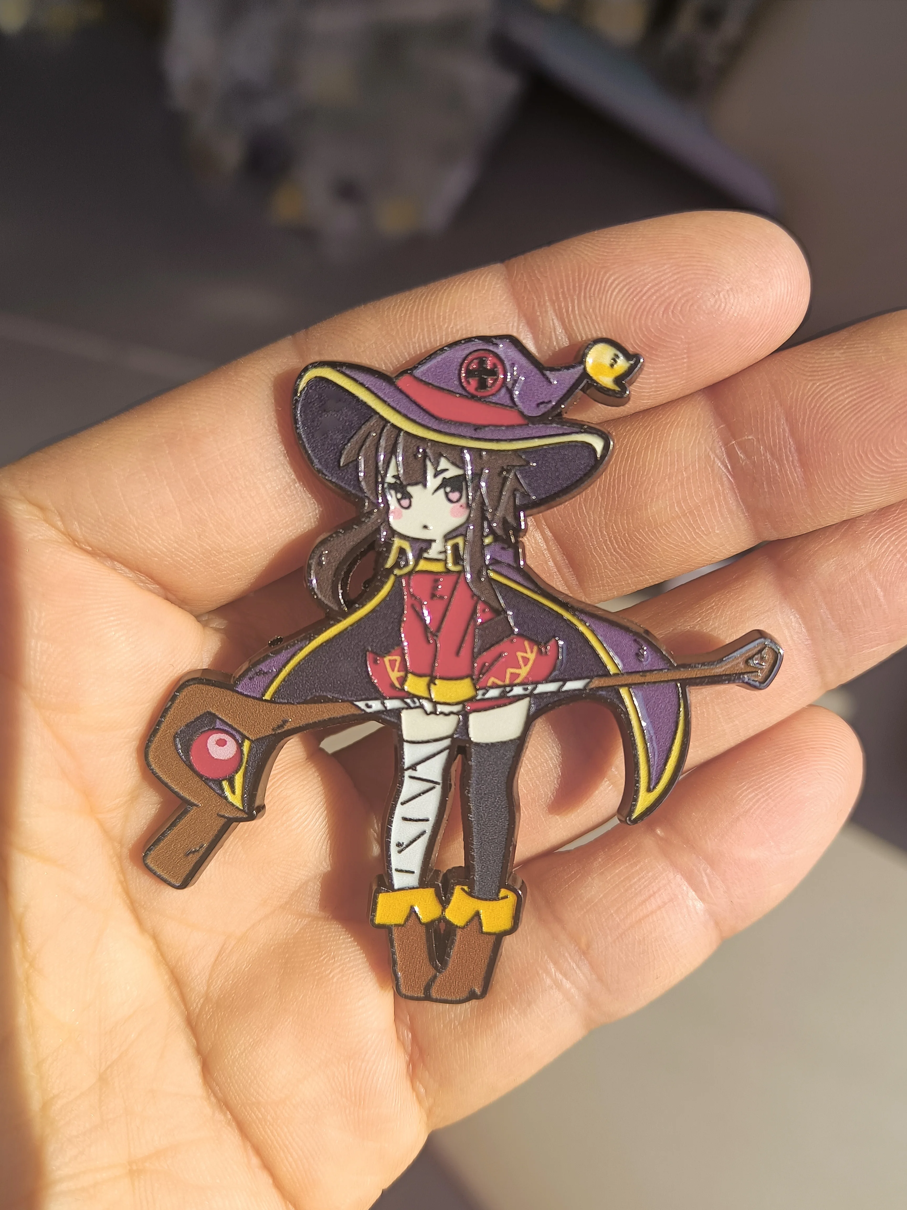 Pin de Esmalte Duro de Megumin de Konosuba