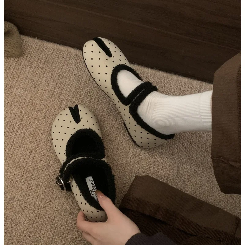 Designer Women Shearling Flats Furry Lambswool Mocasines Mujer Warm Cotton Shoes Loafers Split-toe Bean Bean Shoes Cotton Shoes