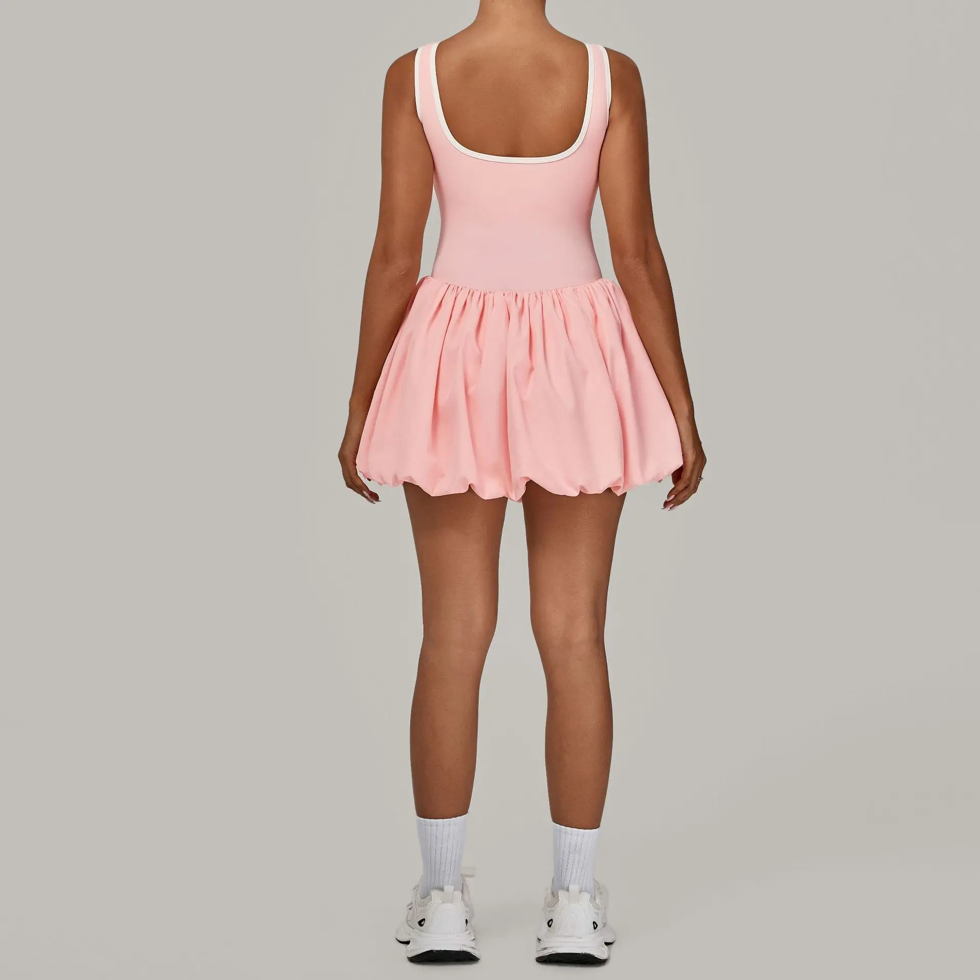 فستان جولف رياضي مفتوح الظهر من كتلة الألوان يمنع عطل خزانة الملابس في الهواء الطلق والركض والتمارين والتنس