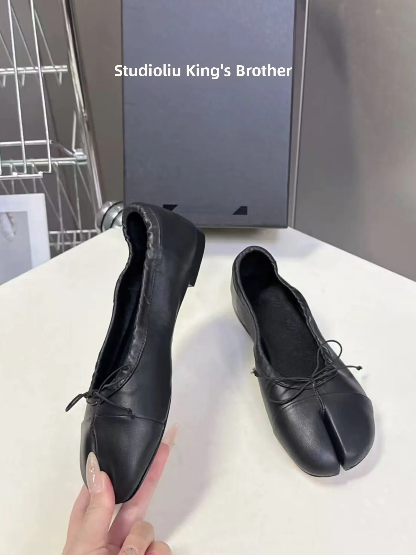 retro-style-leather-ballet-flats-comfortable-slip-on-low-cut-single-shoes-fashionable-versatile-flat-heel-easy-to-wear