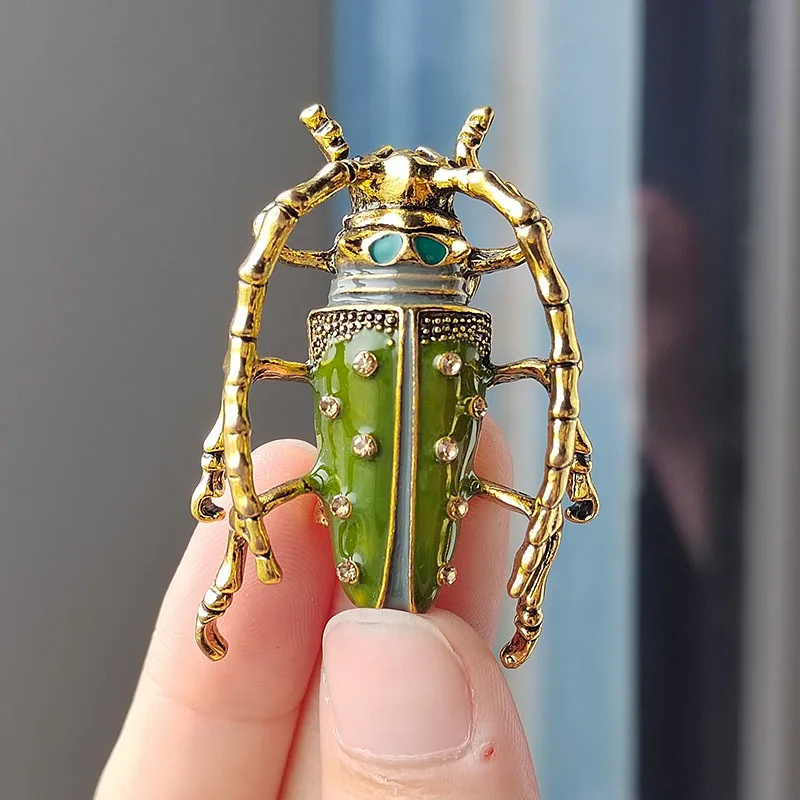 

Vintage Exquisite Simulation Animal Beetle Brooches For Women Men Personalized Clothing Suit Accessories Brooch Pin Jewelry Gift