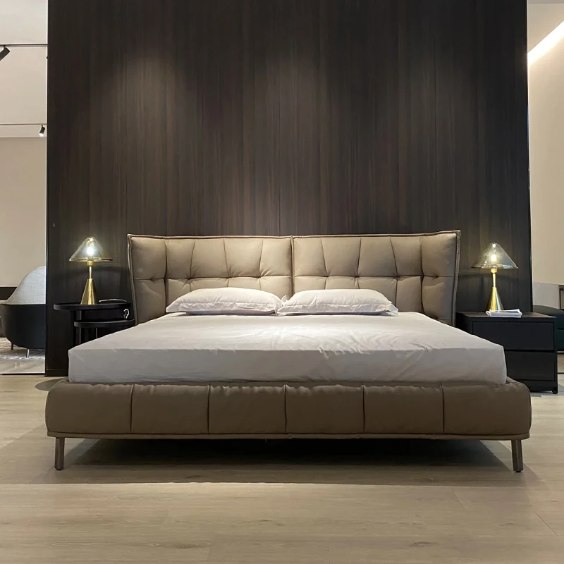 

High Quality Modern Bedroom Set Home Furniture Italian Modern Design Brown Leather Case Bed