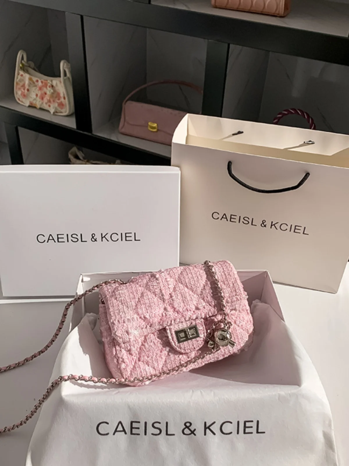 

CAEISL&KCIEL Women's Underarm Tweed Square Bag Faionable Crossbody Chain Diamond Pattern New 2025 Handbag