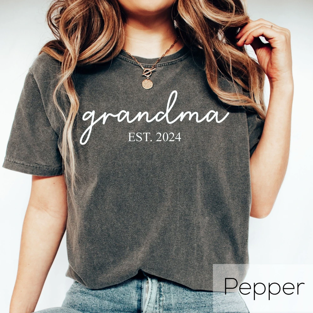 Camisetas Personalizadas para Abuela, Camisetas Comfort Colors, Camisetas Est 2024, Camisetas Geniales para Nana, Camisetas de Hija para Abuela