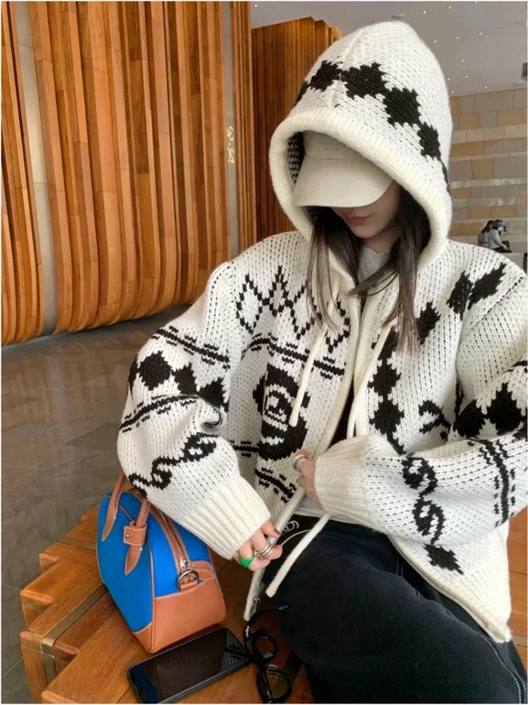 Women Vintage Hooded Jacquard Rose Warm Cardigan 2023 Winter New In Korean Fashion Sweater