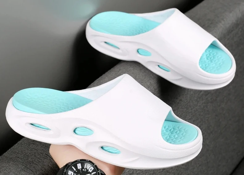 

Wholesale Super Light Soft Slippers Simple Sandals Fashion Slides EVA Elastic Shoes Colorful Sneakers In Door Bathroom Flip Flop