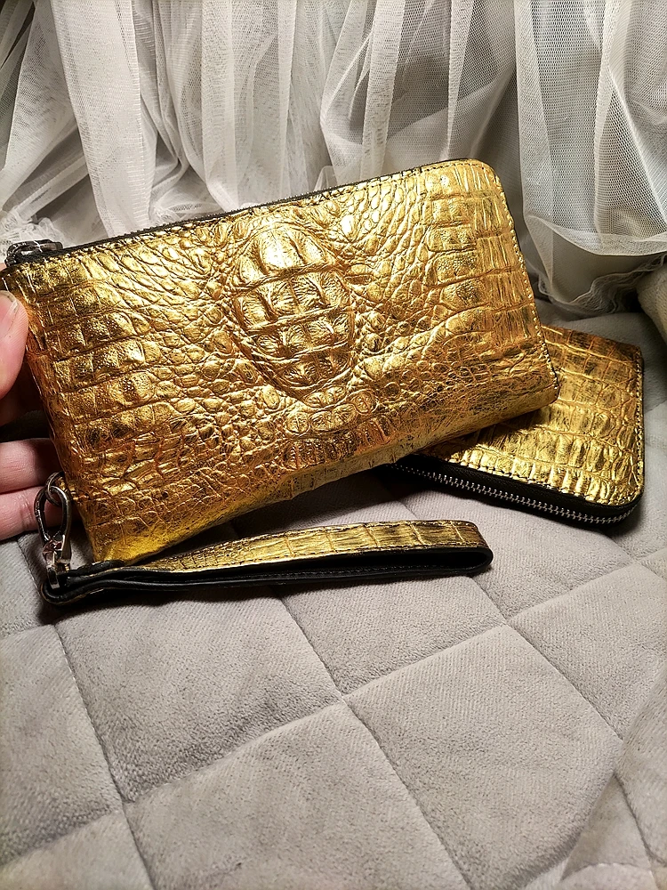 2023 New Luxury Golden Crocodile Leather Men\'s Clutch Bag High Capacity Zipper Passport Bag With Strap Leisure Clutch Wallets 45