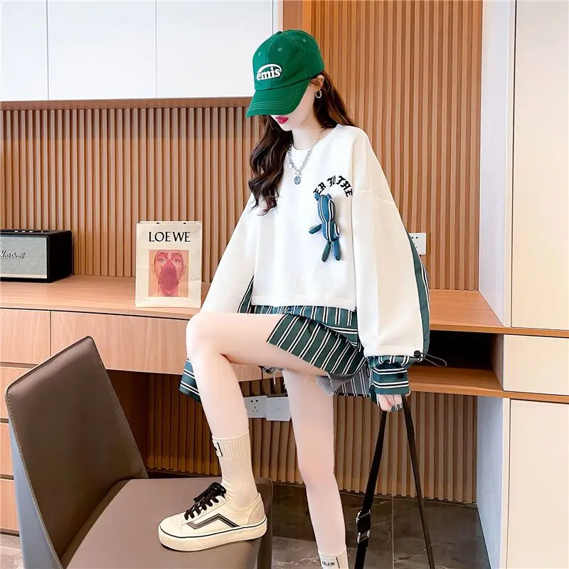 

Design Sense Niche Striped Splicing Fake Two-piece Hoodie Korean Version Loose Thin Top Trendy