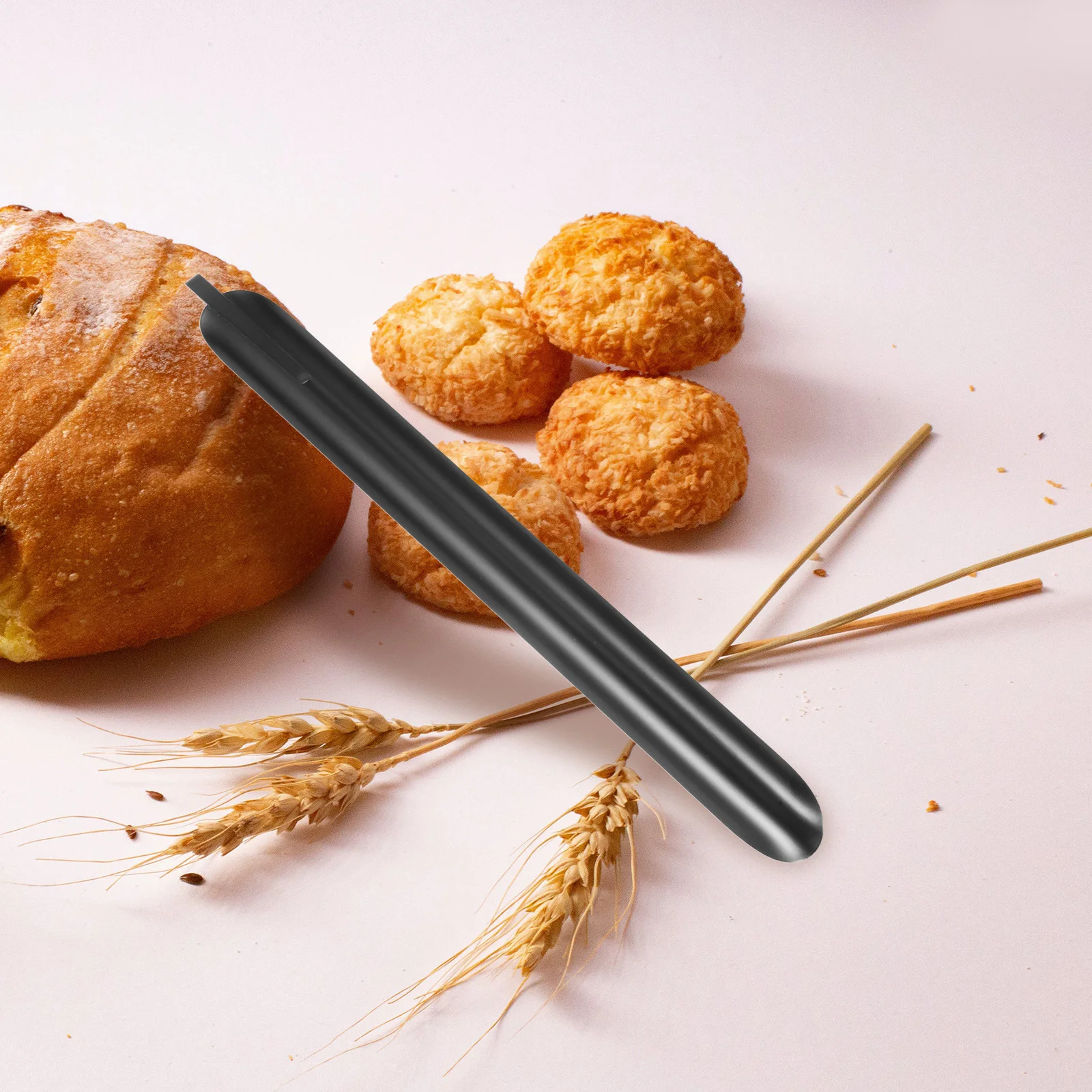 

2Pcs Stainless Steel Crumb Sweeper Metal Table Crumber Comfortable Grip for Waiters Restaurant Home Use Compact