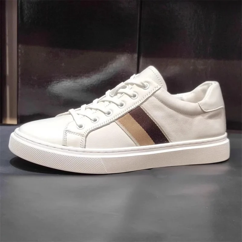 

Европейская мужская повседневная обувь из натуральной кожи, модные белые туфли для скейтбординга на плоской подошве, кроссовки для молодых людей