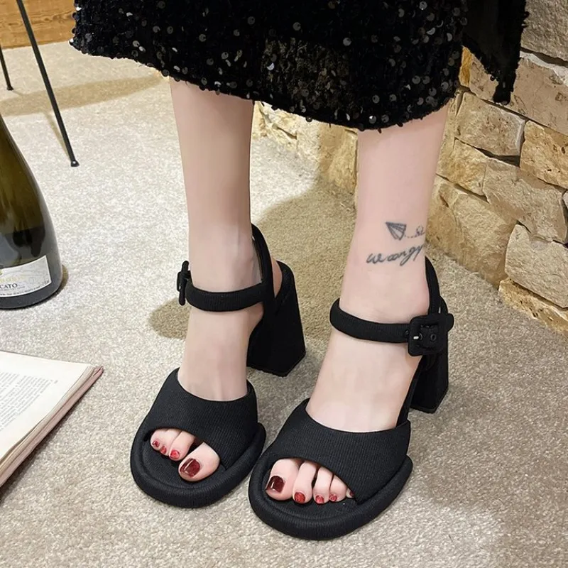 Open Toe Thick Heeled Sandals for Women 2023Summer New Vintage French High Heels Simple and Elegant Round Toe Casual Women Shoes