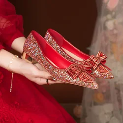 Shiny Sequin Low Heels Wedding Shoes Women 2023 New Red Crystal Bowtie Bridal Shoes Woman Pointed Toe Thick Heeled Party Shoes