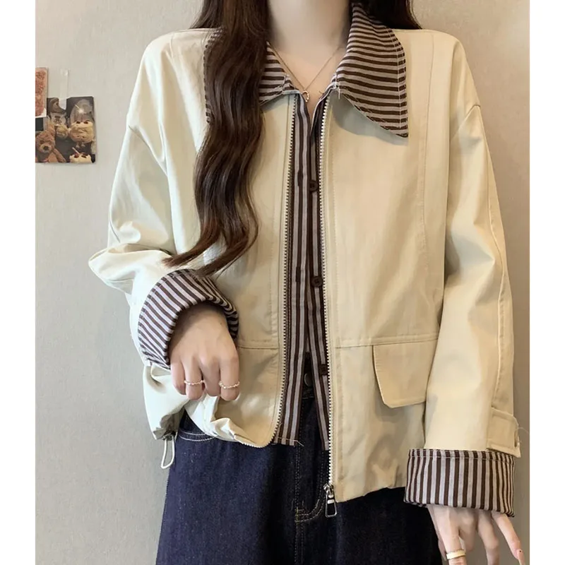 

Весенне-осенняя женская короткая куртка с длинными рукавами, корейская женская ложная верхняя одежда из двух предметов в стиле пэчворк, женская модная рабочая одежда на молнии, пальто