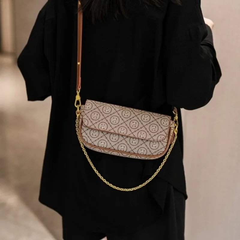 

Ladies Amazing Shoulder Bag Wonderful Design And Exceptional Style Perfect For Getting Compliments