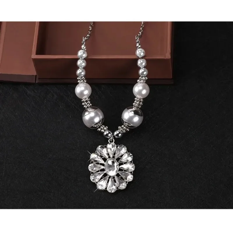 Novo colar longo multifuncional, pingente de cristal feminino, corrente de suéter de flor