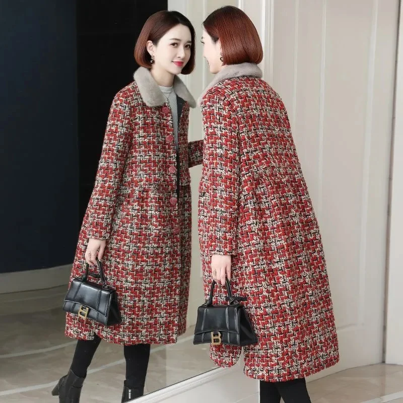 

Plush and Thickened Women's Clothing 2023 Autumn/winter With a Weight of 200 Pounds Warm and Fashionable Age Reducing Coat Trend